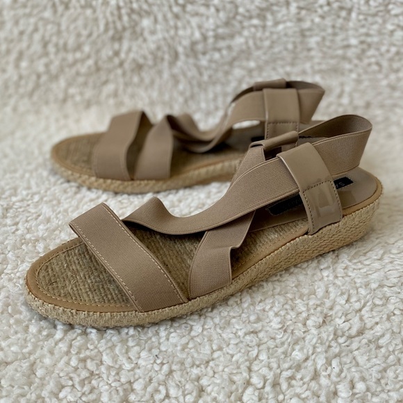 Sarah Summer Cloth Elastic Sandals - Picture 2 of 16